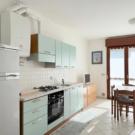 Rp06 - Cesenatico, Luminoso Bilocale Con Balcone E Garage Appartamento
